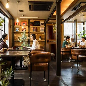 Vandrarhem U-en, Osaka